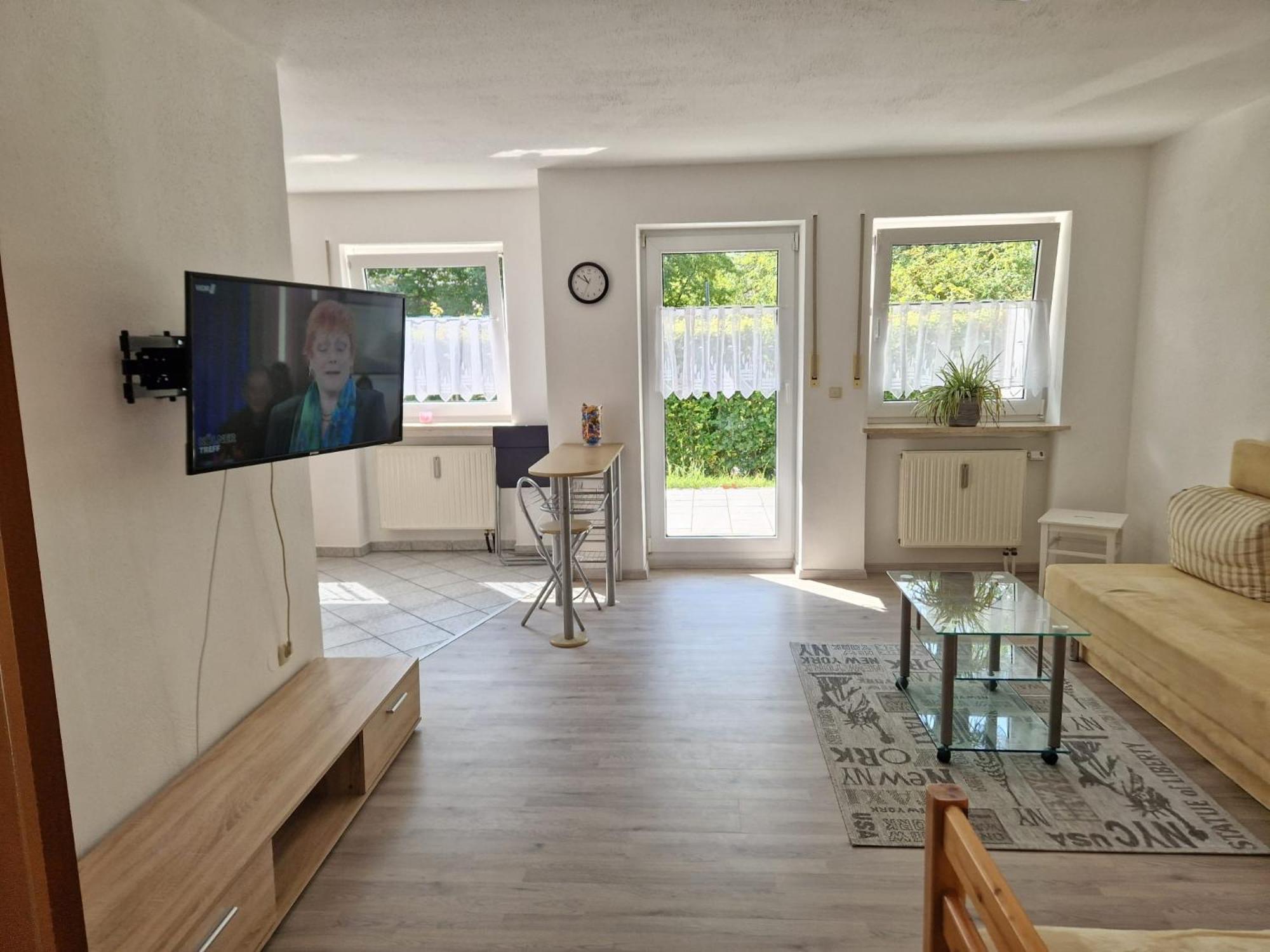 Ferienwohnung Unterneukirchen Mit Garten-Terrasse Ngoại thất bức ảnh